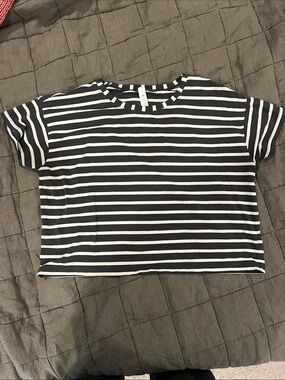 Lululemon Black and white striped crop top